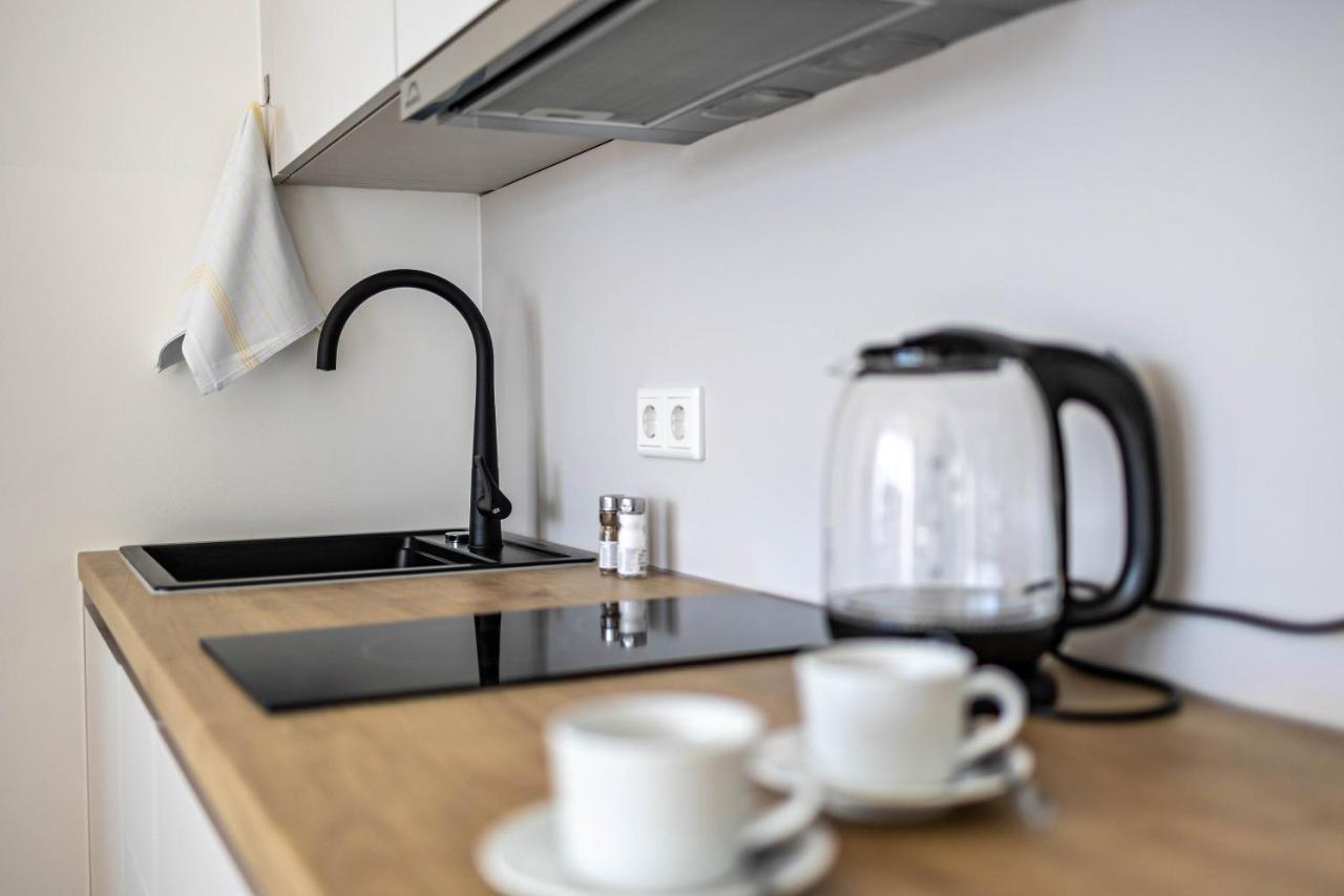 Huber Living Basic 106 Apartment Germering Bagian luar foto