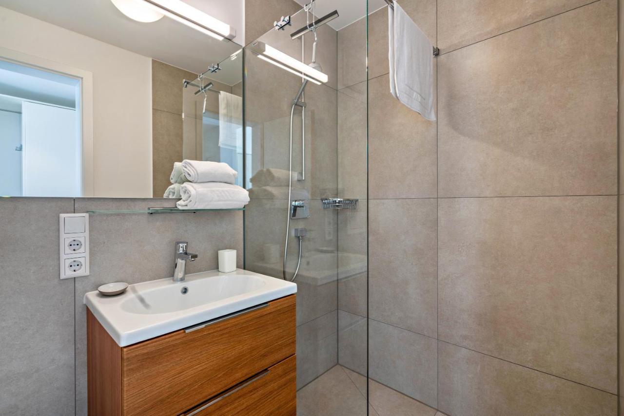 Huber Living Basic 106 Apartment Germering Bagian luar foto