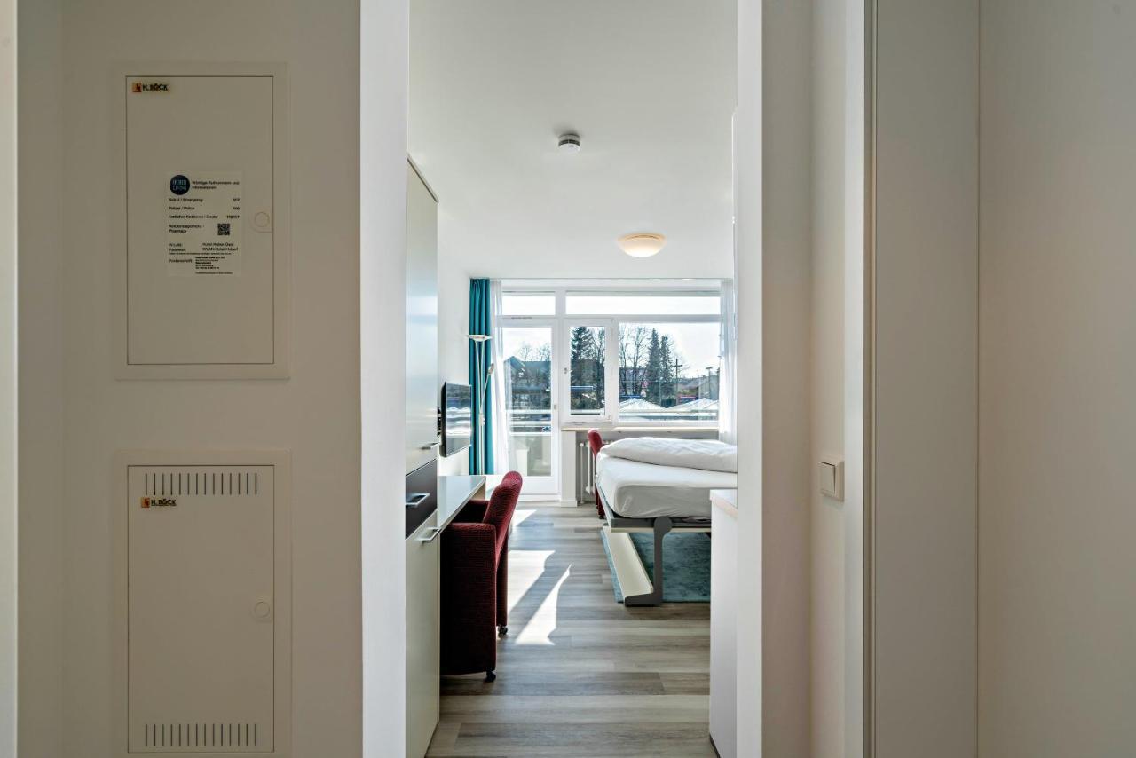 Huber Living Basic 106 Apartment Germering Bagian luar foto